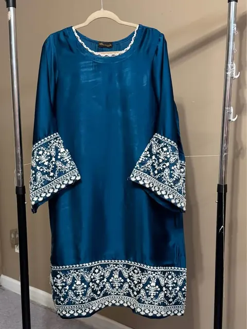 Silk Embroidered Kurti / Top, photo 3